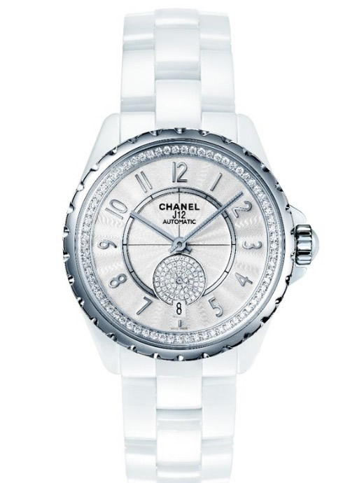 Chanel J12