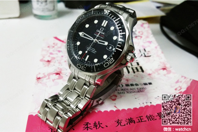 “高仿欧米茄海马系列海洋宇宙潜水腕表232.30.42.21.01.001”
