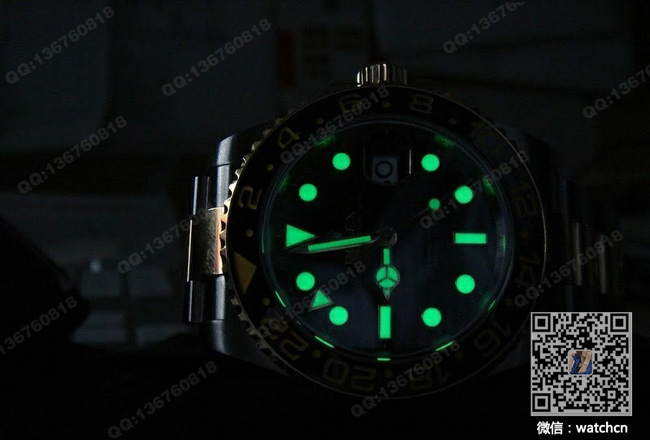 Illustration de l'effet luminescents des montres Rolex Illustration de l'effet luminescents des montres Rolex