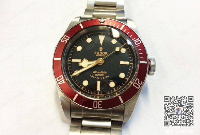 Montre Tudor Heritage Black Bay 79220B Montre Tudor Heritage Black Bay 79220B
