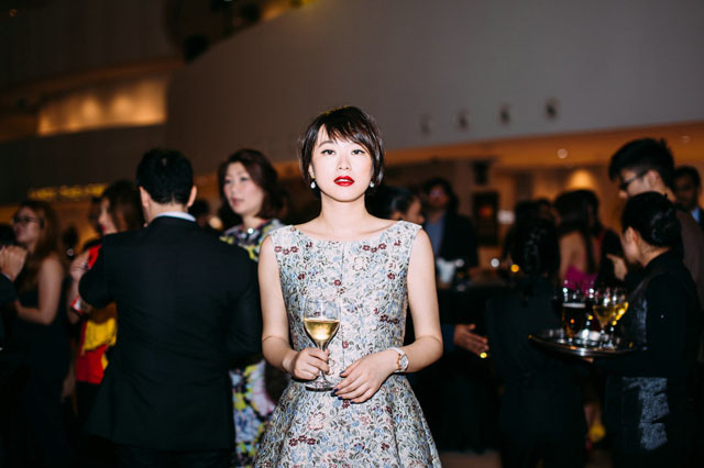 黄璐佩戴宝珀女装系列偏心逆跳银河腕表 黄璐佩戴宝珀女装系列偏心逆跳银河腕表
