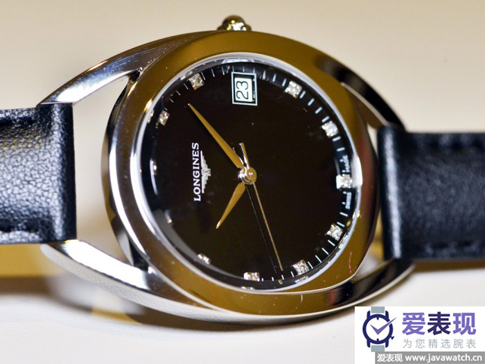 Inspirée par les sports équestres, la collection de montres Longines Equestrian fait une entrée remarquée