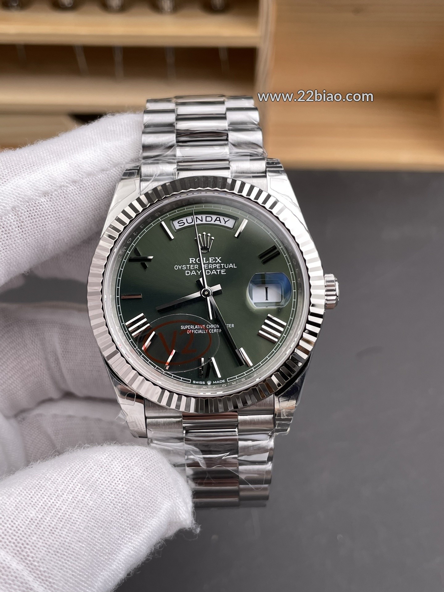 Replica VS Factory Rolex Day-Date 40 Olive Green Dial Men's Mechanical Watch m228239-0007