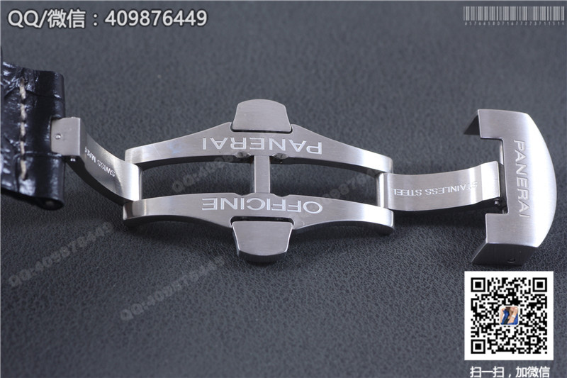 Panerai Luminor Series PAM 00250 Watch