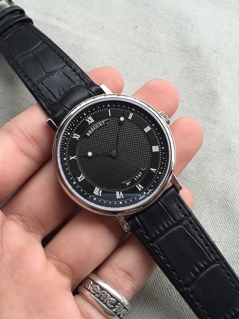 Breguet Classique Series automatic mechanical watch