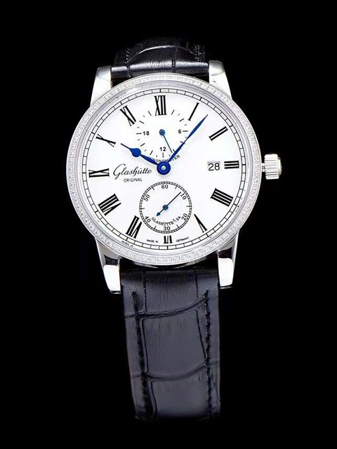 Glashütte Original Senator collection 99-01-01-01-04 diamond-set watch