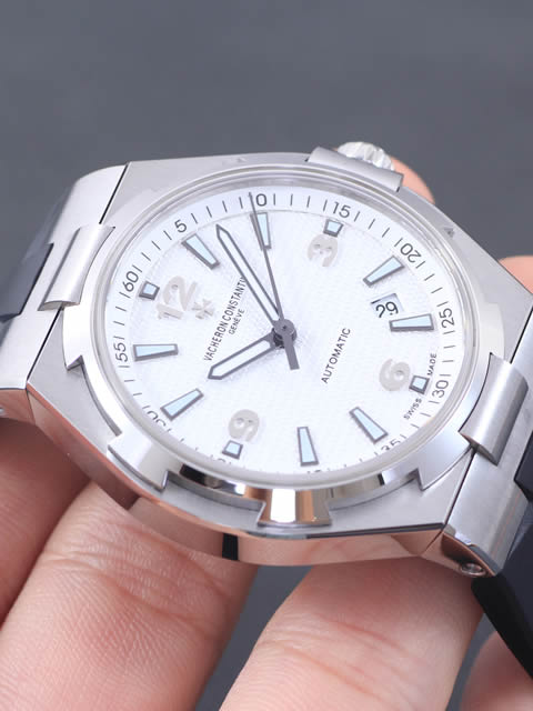 Vacheron Constantin Overseas 47040/B01A-9093 watch