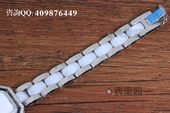 Chanel Première Series Stainless Steel Diamond-Set High-Tech Ceramic Watch H2132