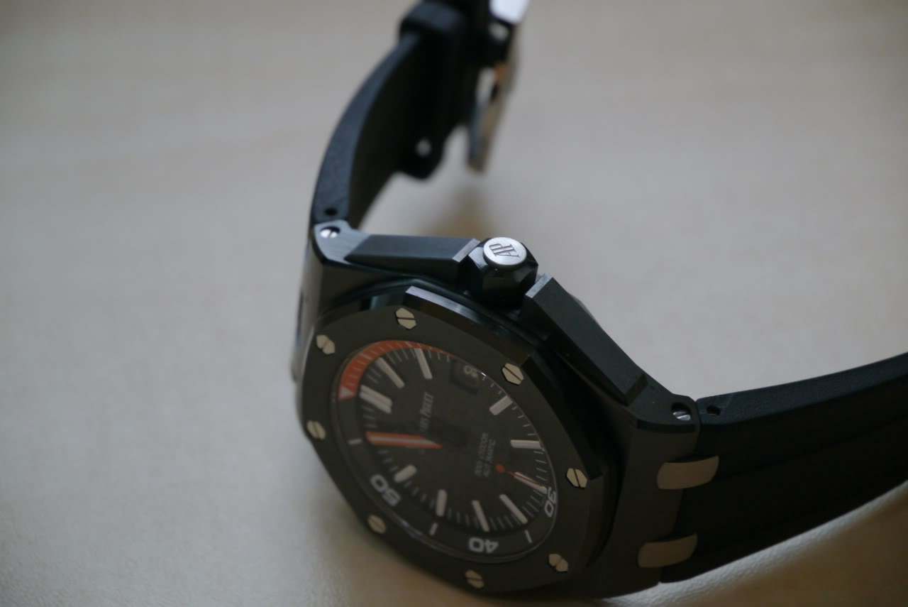 An unmissable watch, AP 15707CE Royal Oak Offshore Ceramic!