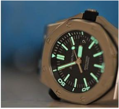N Factory AP Audemars Piguet Three Musketeers 15703 Genuine vs Replica Comparison Review N Factory V8 Edition: Audemars Piguet Royal Oak Offshore sports watch 15703ST.OO.A002CA.01