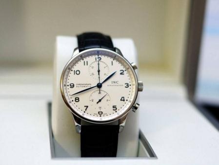 IWC万国葡七和葡计该如何选择? IWC万国葡七和葡计该如何选择?